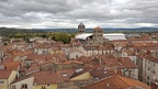 Issoire, vue depuis la tour de l'horloge, l'abbatiale Saint-Austremoine (63)