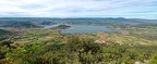 Randonnée au Cirque de Mourèze, du haut du Mont Liausson, vue sur le lac du Salagou (34)