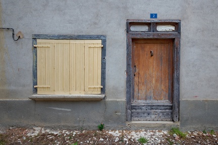 Sarrant, portes et portails (32)