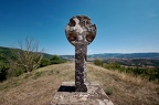 Montégut (Gissac), croix de chemin près du château (12)