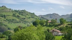 Liérganes, église de San Pantaleón et la campagne environnante, vue depuis l'église San Pedro ad Víncula,  prov. de Cantabria