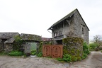 Lacroix-Barrez, hameau de Valon, en parcourant le site (12)