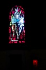 Neuilly-en-Donjon, église Sainte-Marie-Madeleine, vitraux (03)