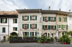 Romainmôtier, en parcourant le village (c. Vaud, Suisse)
